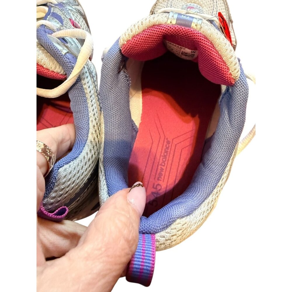 New Balance 545 Womens Size 5W Silver purple Pink Running Shoes KJ545SBY NEW - Picture 8 of 12